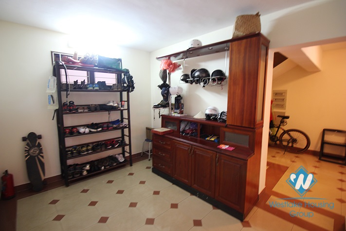 Charming house with swimming pool for rent in Westlake area